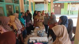 PELATIHAN PENGOLAHAN SINGKONG UNTUK MENINGKATKAN KREATIVITAS DAN NILAI EKONOMI MASYARAKAT